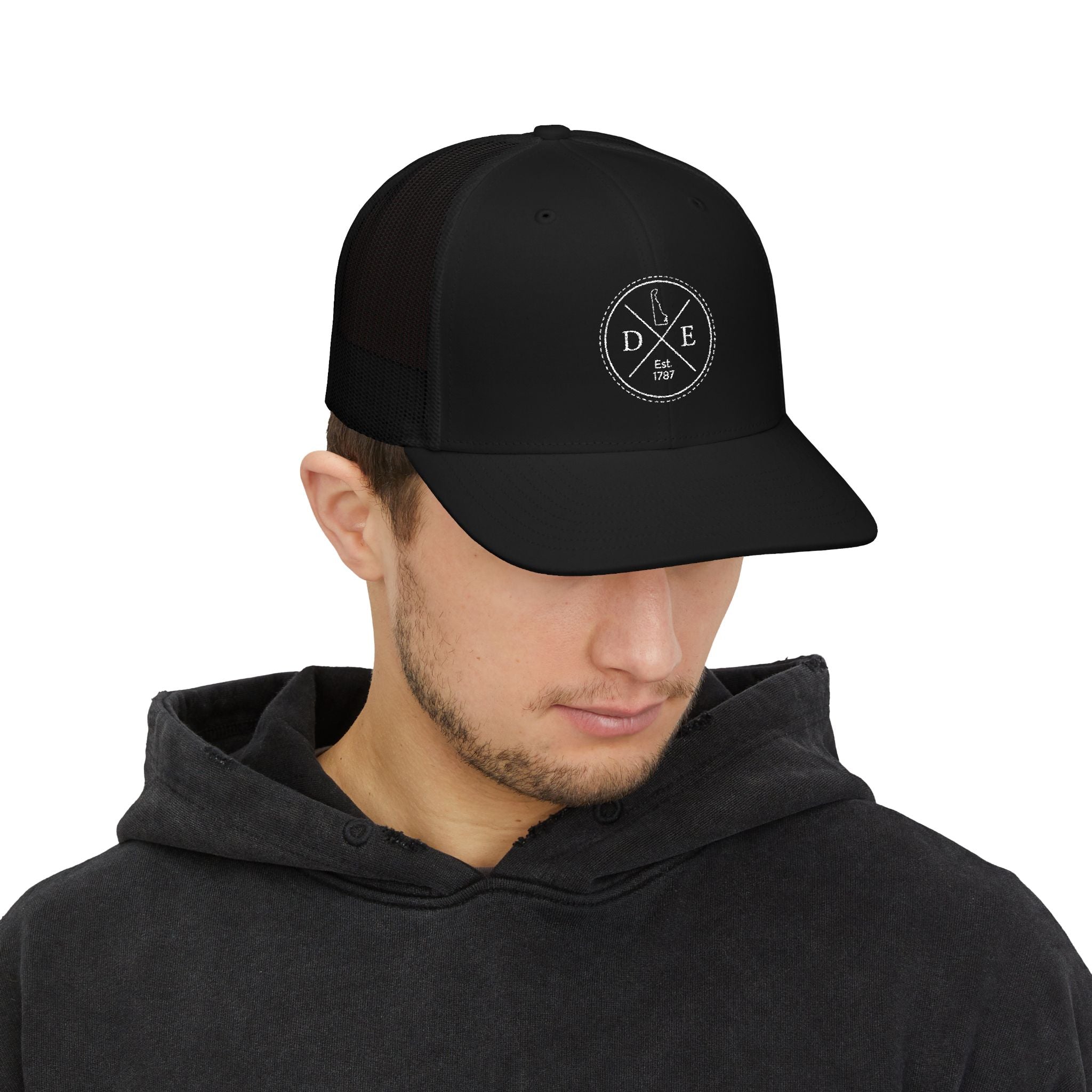 Stylish Snapback Trucker Cap with Embroidery, Casual Summer Hat, Outdoor Cap, Gift for Dad, Fashionable Sports Accessory